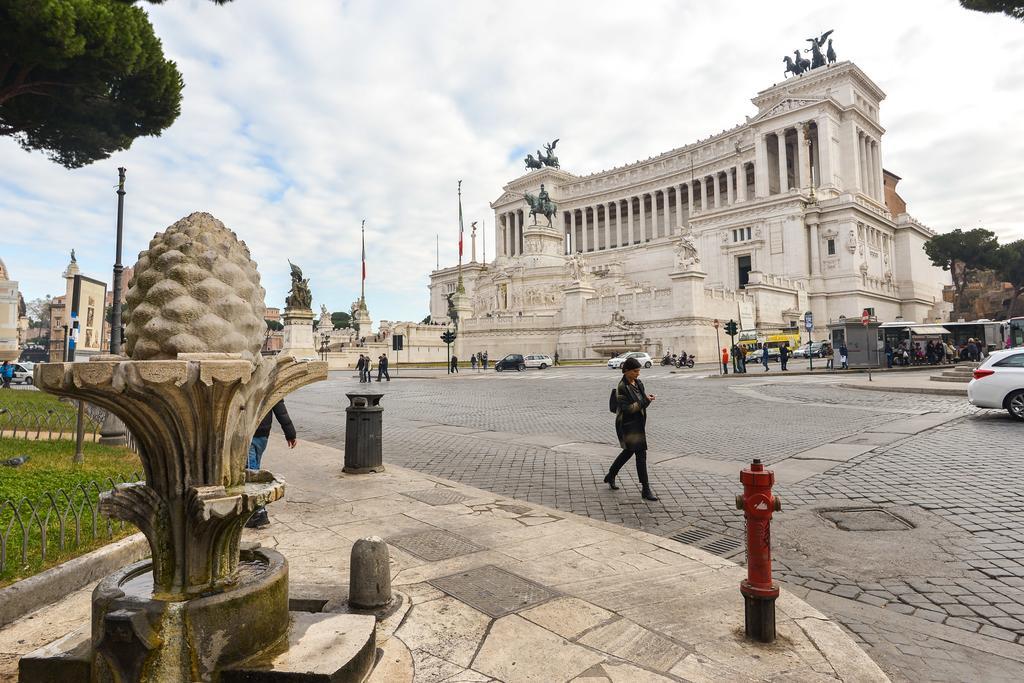Cs Piazza Venezia Apartment Řím Exteriér fotografie